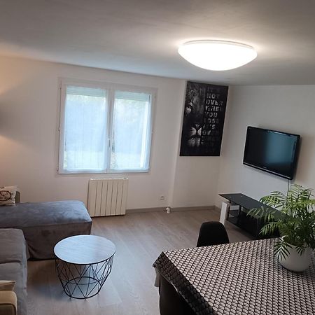 Maison A La Campagne Biras 外观 照片