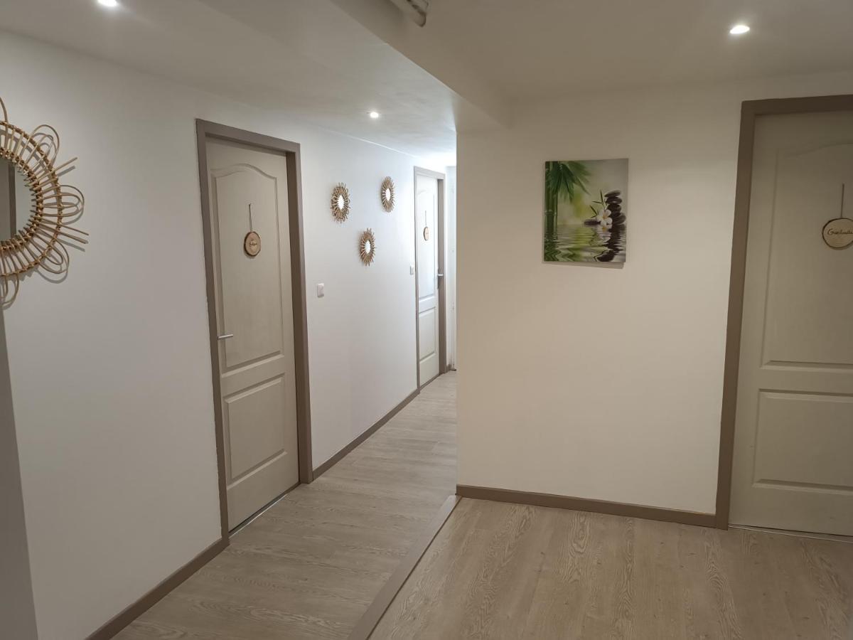 Maison A La Campagne Biras 外观 照片
